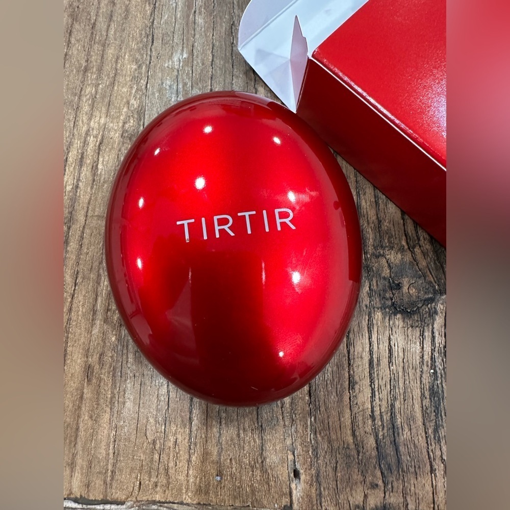 TIRTIR Mask Fit Red Cushion Foundation - 17N Vanilla - Picture 4 of 6